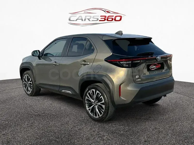 Usado Toyota Yaris Cross Active 116 CV (85 kW) 2022 Verde SUV