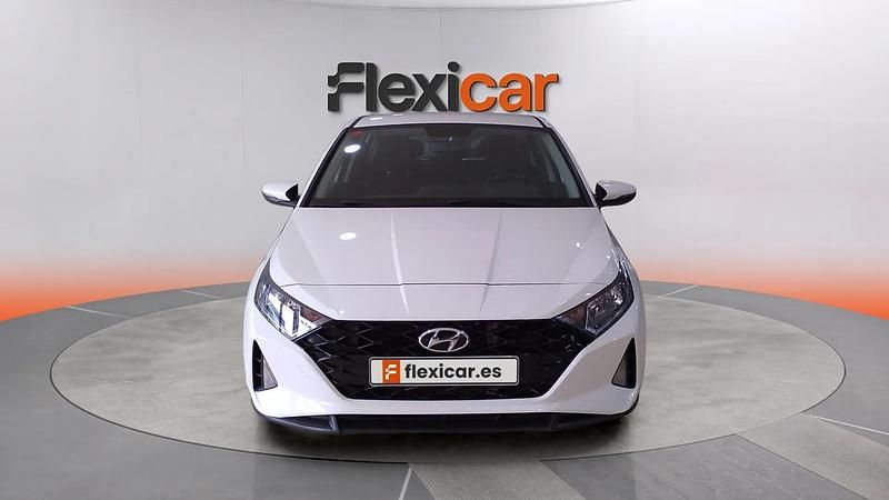 Usado Hyundai i20 101 CV (74 kW) 2021 Blanco Utilitario