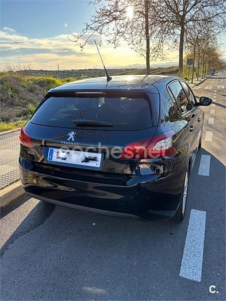 Usado Peugeot 308 Style 120 CV (88 kW) 2016 Azul Berlina