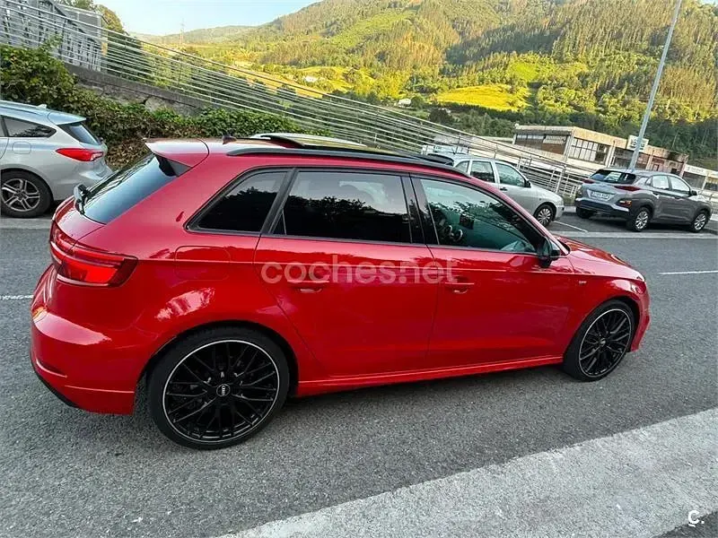 Usado Audi A3 150 CV (110 kW) 2020 Rojo Berlina