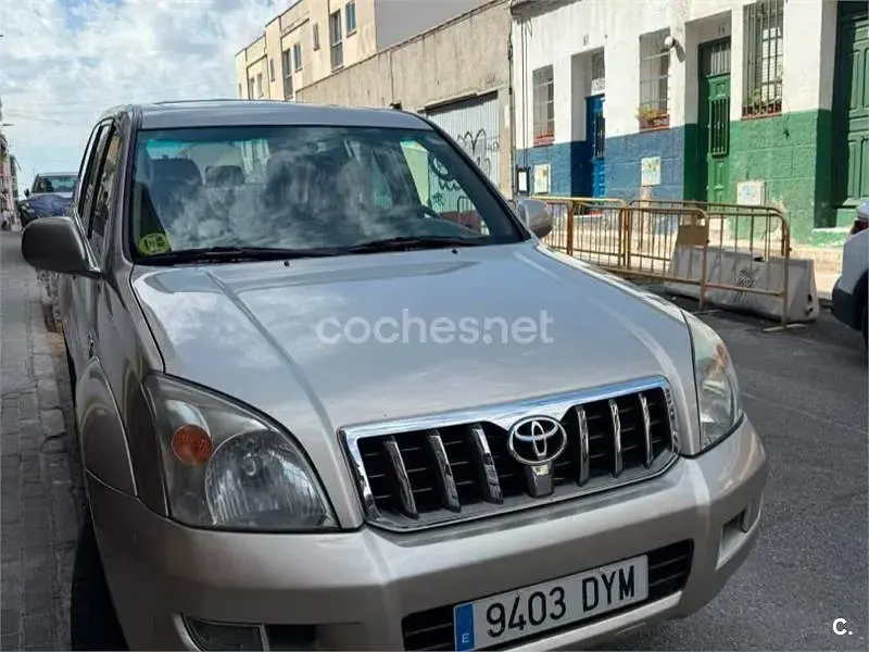 Usado Toyota Land Cruiser 166 CV (122 kW) 2006 Beige SUV