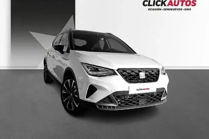 Usado Seat Arona FR 115 CV (84 kW) 2025 SUV