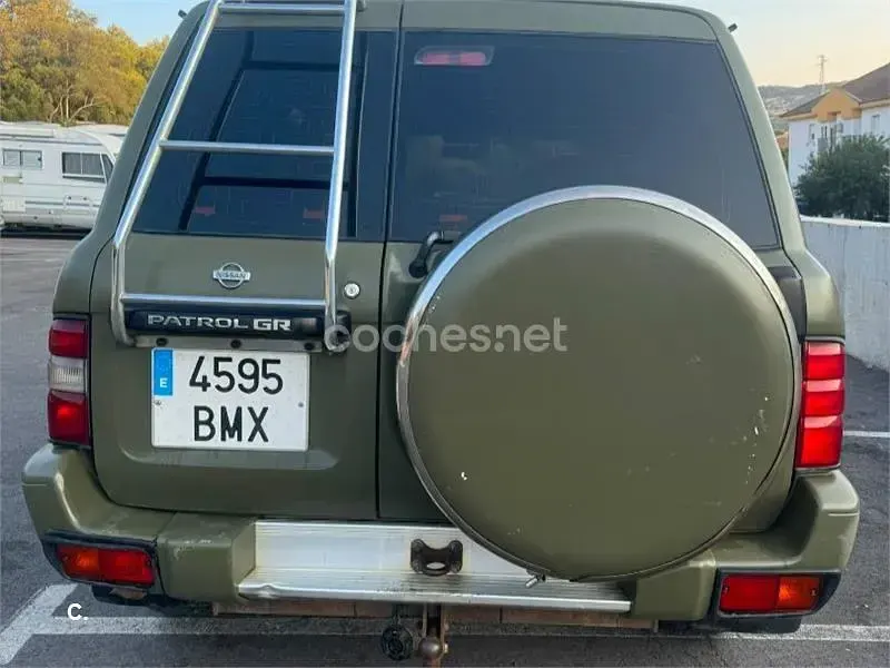 Usado Nissan Patrol 158 CV (116 kW) 2001 Verde SUV
