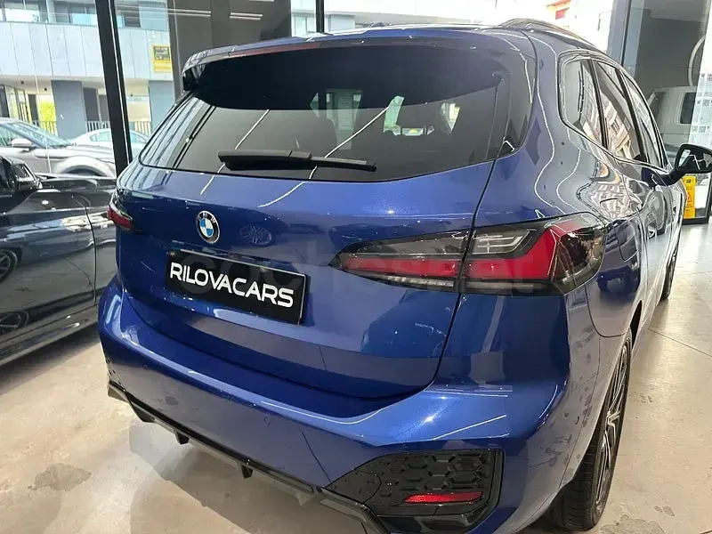 Usado BMW 218 150 CV (110 kW) 2023 Azul Familiar