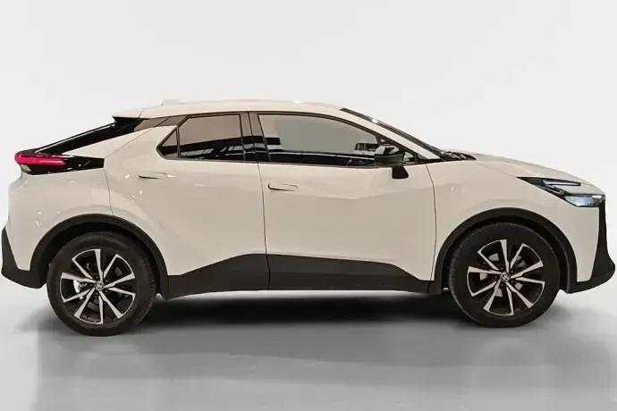 Usado Toyota C-HR Advance 140 CV (102 kW) 2025 SUV