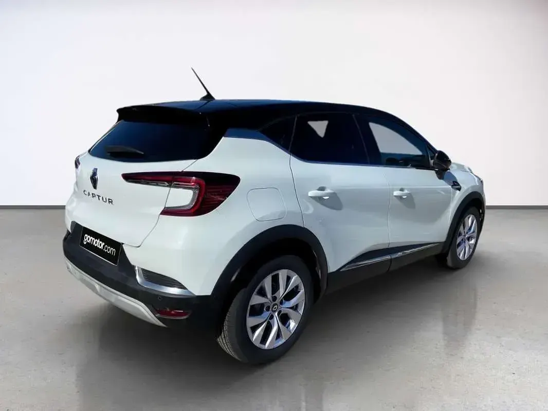 Usado Renault Captur Zen 116 CV (85 kW) 2021 Blanco SUV