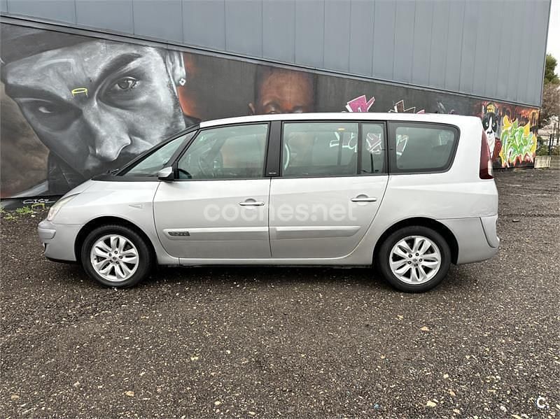 Usado Renault Espace Dynamique 150 CV (110 kW) 2007 Gris / plata Monovolumen