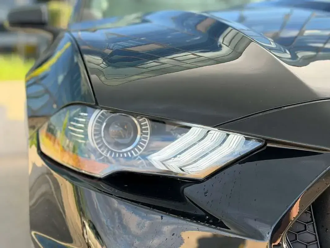 Usado Ford Mustang Convertible 290 CV (213 kW) 2020 Negro Descapotable