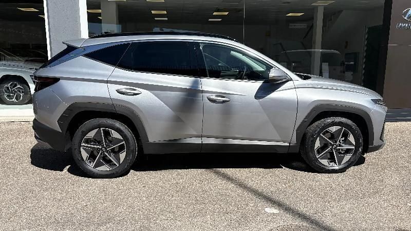 Nuevo Hyundai Tucson 239 CV (175 kW) 2026 Gris/plata SUV