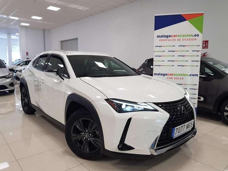 Usado Lexus UX 250h Business Edition 184 CV (135 kW) 2023 Blanco SUV