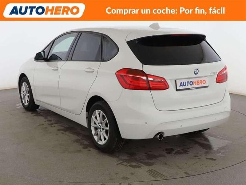 Usado BMW 218 Active Tourer Sport Line 150 CV (110 kW) 2016 Blanco Monovolumen
