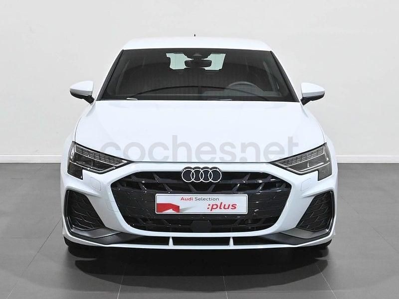 Usado Audi A3 S-Line 204 CV (150 kW) 2025 Blanco Berlina