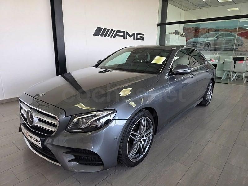Usado Mercedes E400 340 CV (250 kW) 2021 Gris / plata Berlina