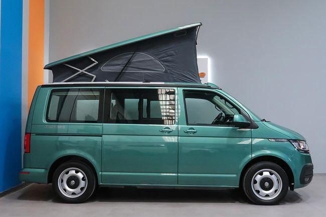 Usado VW California Beach 204 CV (150 kW) 2021 Verde Van