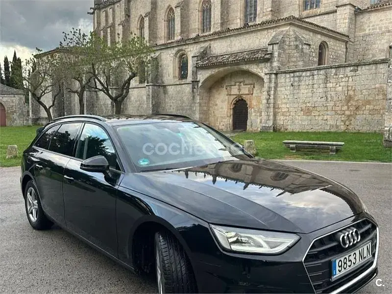 Usado Audi A4 Advanced Plus 150 CV (110 kW) 2024 Negro Familiar