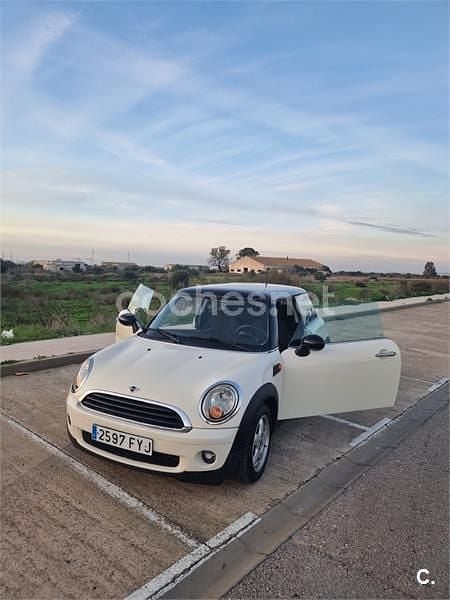 Usado Mini ONE 90 CV (66 kW) 2007 Beige Utilitario
