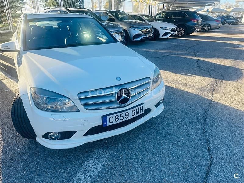 Blanco Usado 2009 Mercedes C220 Avantgarde Berlina | 12.000 € - Imagen 1/4
