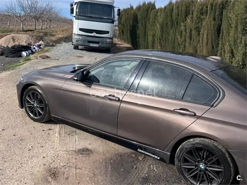 Usado BMW 316 116 CV (85 kW) 2012 Marrón Berlina