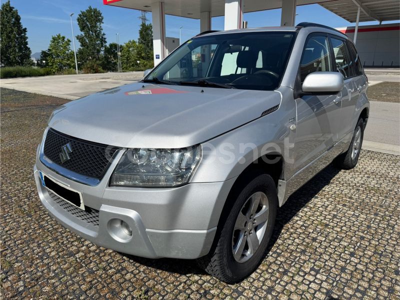 Gris / plata Usado 2007 Suzuki Grand Vitara SUV | 6990 € (Precio justo) - Imagen 1/4