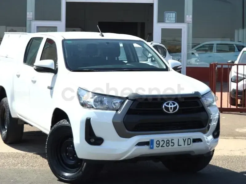 Usado Toyota HiLux 150 CV (110 kW) 2022 Blanco Pickup/Camioneta
