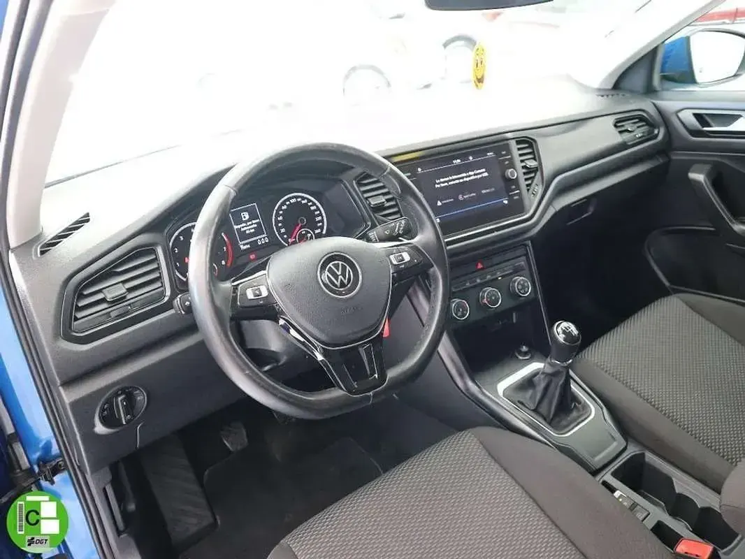 Usado VW T-Roc Edition 110 CV (80 kW) 2021 Azul SUV