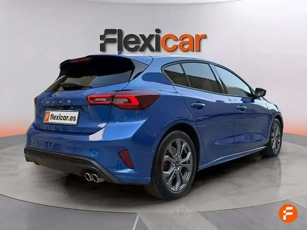 Usado Ford Focus ST-Line X 155 CV (114 kW) 2024 Azul Berlina