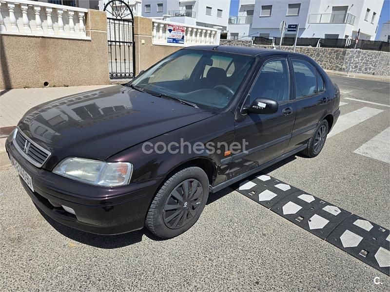 Usado Honda Civic S 115 CV (84 kW) 1998 Granate Berlina