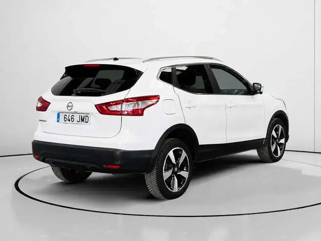 Usado Nissan Qashqai Tekna 116 CV (85 kW) 2016 Blanco SUV