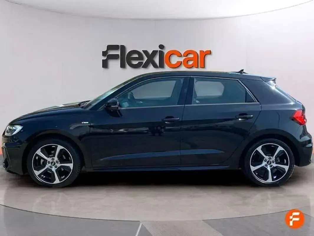 Usado Audi A1 116 CV (85 kW) 2025 Negro SUV