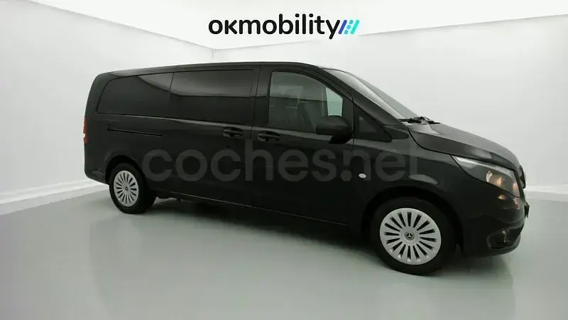 Usado Mercedes Vito 136 CV (100 kW) 2022 Negro Van
