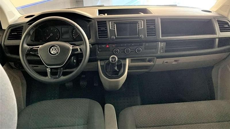 Usado VW Caravelle 150 CV (110 kW) 2019 Blanco Monovolumen