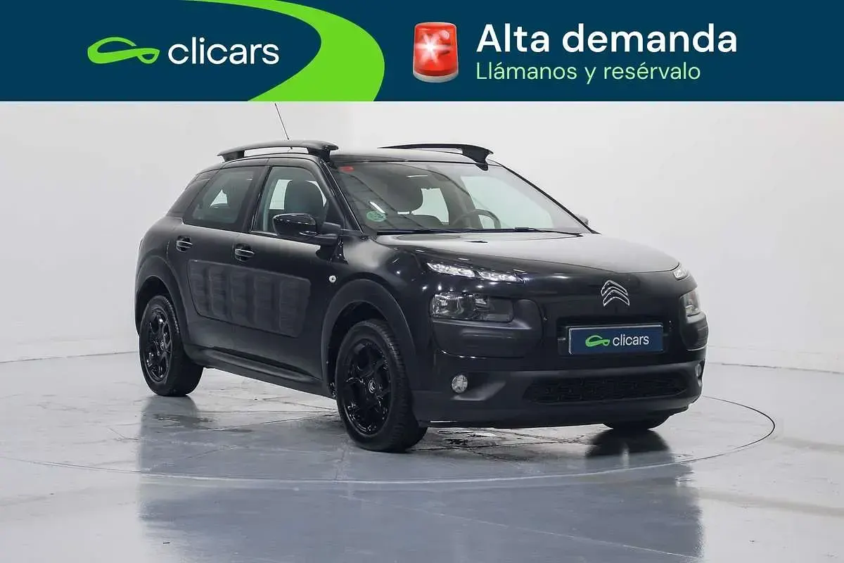 Usado Citroën C4 Cactus Feel 110 CV (80 kW) 2017 Negro Utilitario