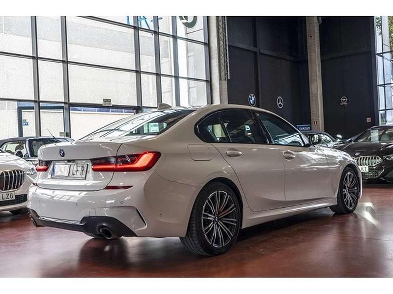 Usado BMW 330 Comfort Edition 265 HP (194 kW) 2020 Branco Sedan
