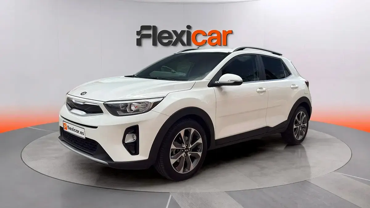 Usado Kia Stonic Plus 101 CV (74 kW) 2020 Blanco SUV