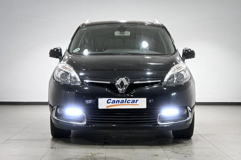 Usado Renault Grand Scénic III Dynamique 130 CV (95 kW) 2013 Negro Monovolumen