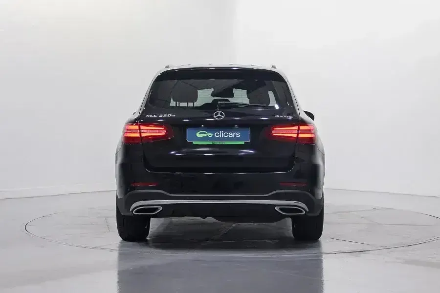 Usado Mercedes GLC220 170 HP (125 kW) 2016 Preto SUV