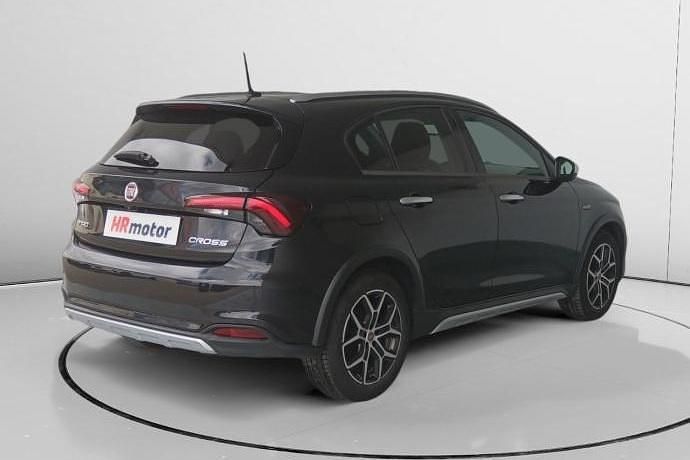 Usado Fiat Tipo Cross 101 CV (74 kW) 2021