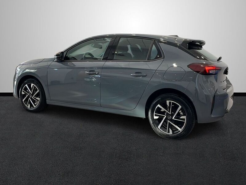 Nuevo Opel Corsa 100 CV (73 kW) 2025 Gris Utilitario