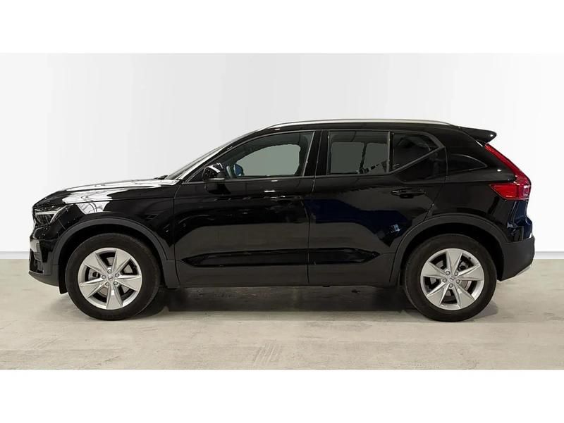 Usado Volvo XC40 Core 163 HP (119 kW) 2024 Preto SUV