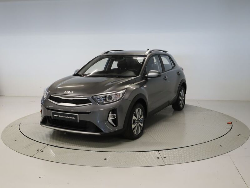 Gris Usado 2021 Kia Stonic SUV | 17.500 € (Un poco caro) - Imagen 1/4