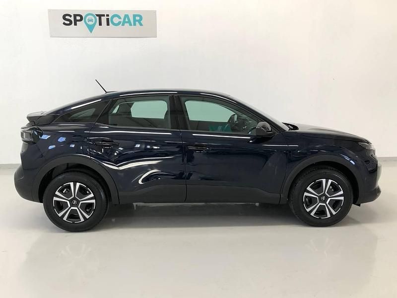 Nowe Citroën C4 136 KM (100 kW) 2025 Niebieski Sedan/Limuzyna