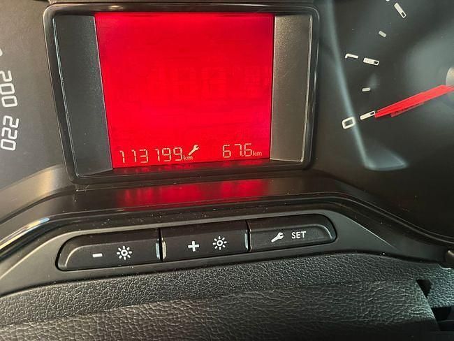 Usado Citroën Berlingo 100 CV (73 kW) 2019 Blanco Monovolumen