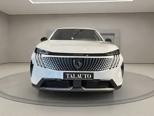 Nuevo Peugeot 3008 Allure 145 CV (106 kW) 2025 Blanco SUV