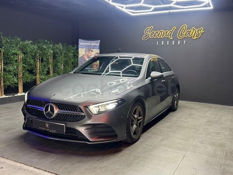Usado Mercedes A200 163 CV (119 kW) 2019 Gris / plata Berlina
