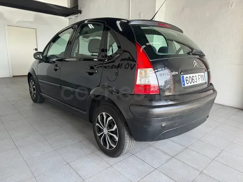 Usado Citroën C3 90 CV (66 kW) 2008 Negro Berlina