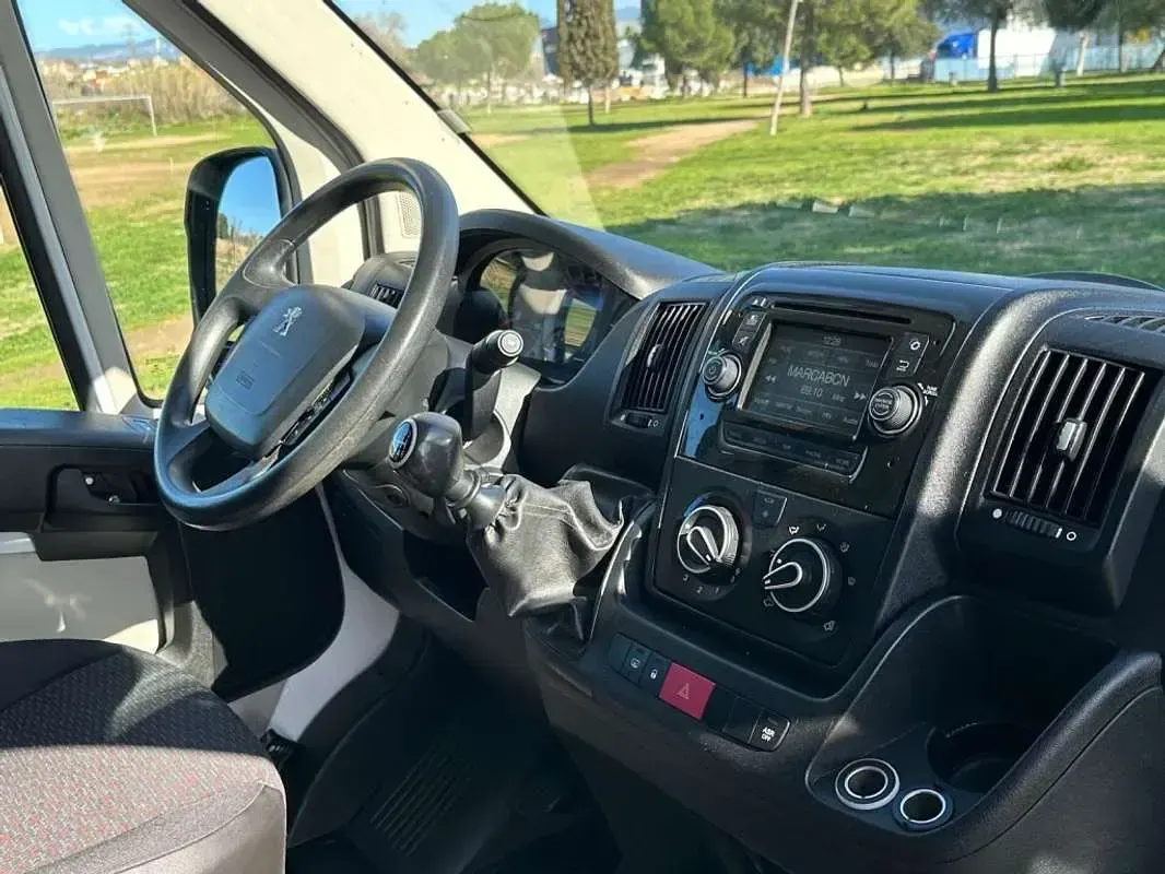 Usado Peugeot Boxer 131 CV (96 kW) 2019 Blanco Van