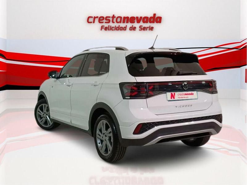 Usado VW T-Cross R-line 116 CV (85 kW) 2024 Blanco SUV