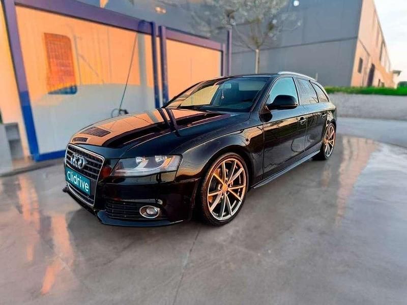 Usado Audi A4 Premium 140 CV (102 kW) 2008 Negro Familiar