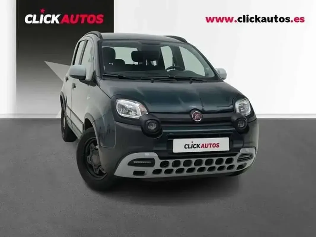 Usado Fiat Panda Garmin 71 CV (52 kW) 2023 Verde Utilitario