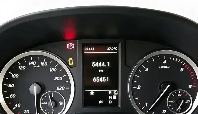 Usado Mercedes Vito 136 CV (100 kW) 2021 Azul Van